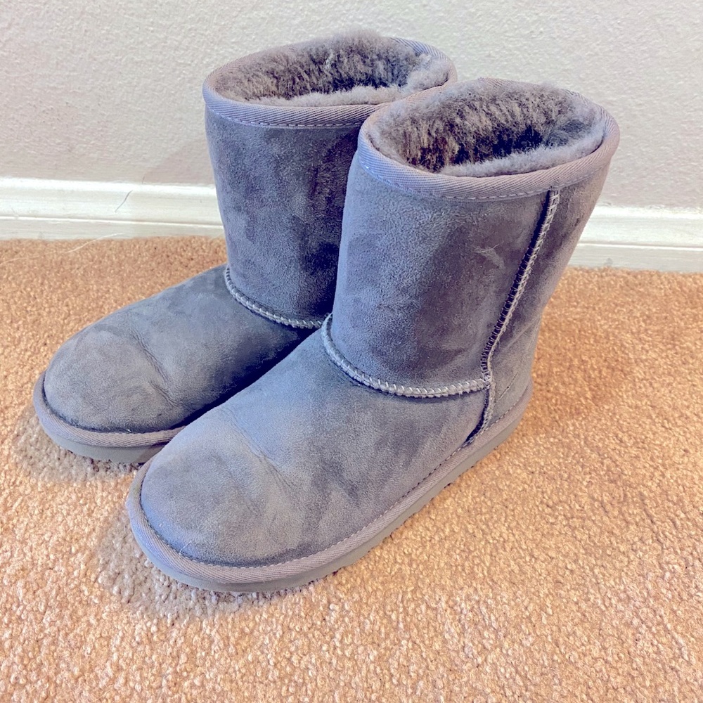 Grey Kids Uggs